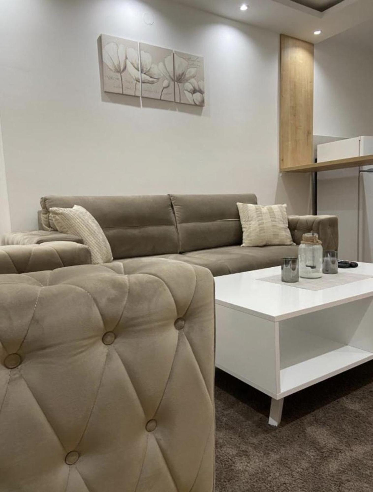 Sun & Moon Apartment